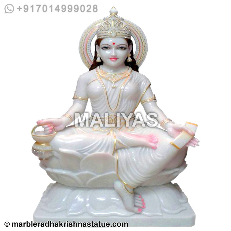 Gayatri Idol online