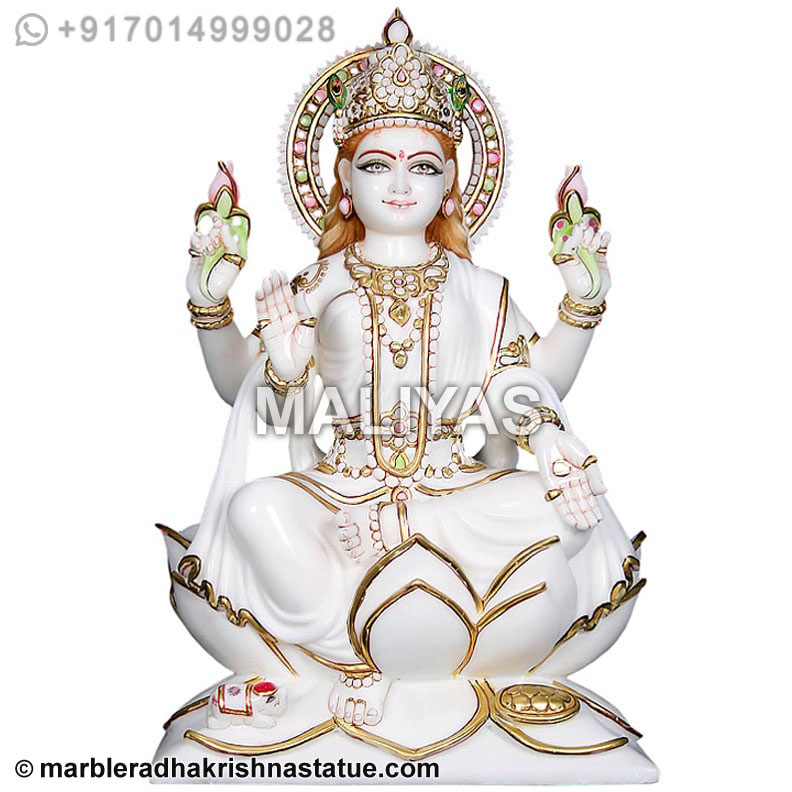 Maa Lakshmi Statue