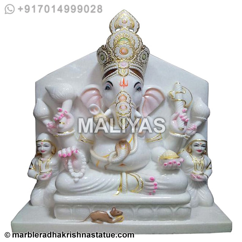 Siddhivinayak Ganpati Statue