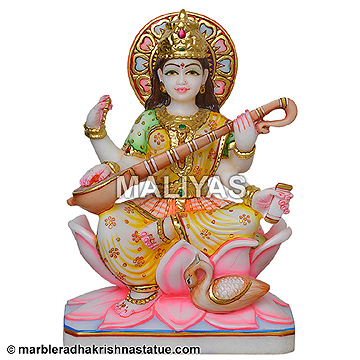 Beautiful Saraswati Maa Statue