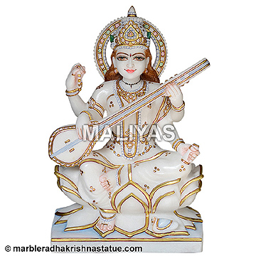 Maa Saraswati Staue
